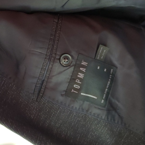TOPMAN pinstriped 40R Suit jacket and pants like new - Picture 5 of 16